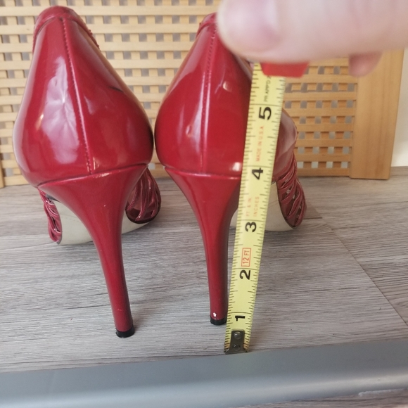 Enzo Angioloni red heels Size 9 - Picture 11 of 14